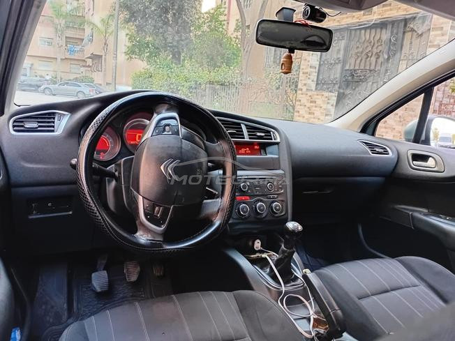 La voiture est en bon état.