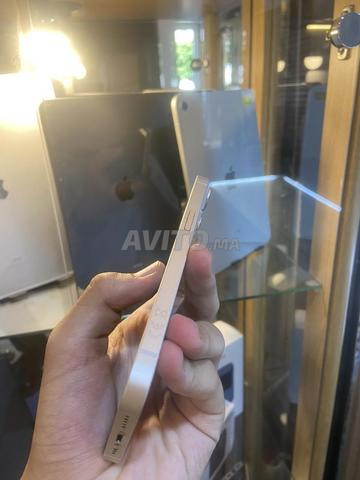 iPhone 14 normal - 2