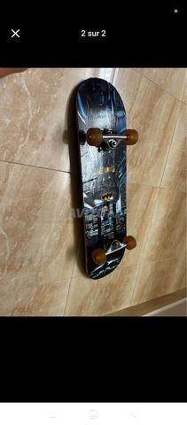 Skateboard en bon état - 2