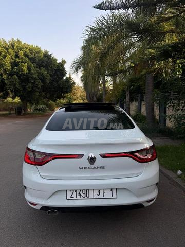 Mégane IV Sedan Intens 2020 Diesel Automatique