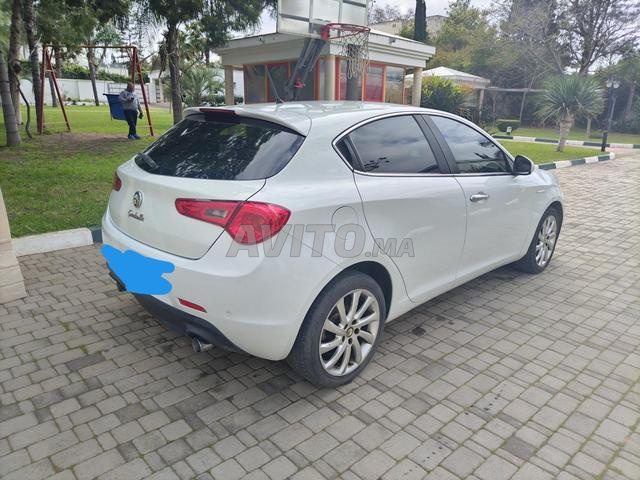 سيارة جميلة - 2