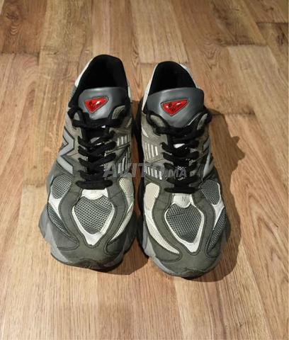 New balance 9060 مقاس 43 (متوقف على الأموال) - 2
