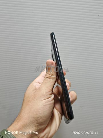 Samsung Galaxy S20 plus - 2
