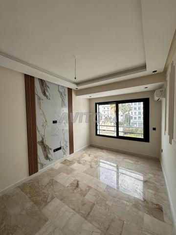 Appartement à louer 67 m² à Casablanca - 2