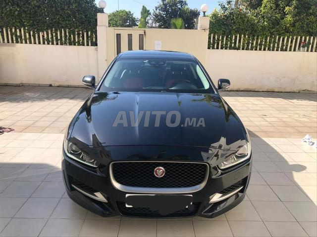 Jaguar XE R-Sport version Prestige modèle 2018 - 2