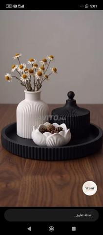 Distributions et décorations - 2