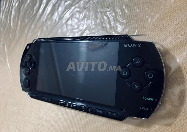 PSP 3000 حالتها جيدة جداً - 2