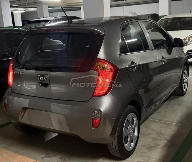 Kia Picanto première Main 