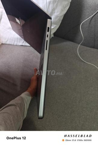 MacBook Pro M4 2021 ICLOUD - 2