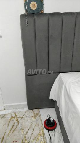 Lit avec matelas - 2