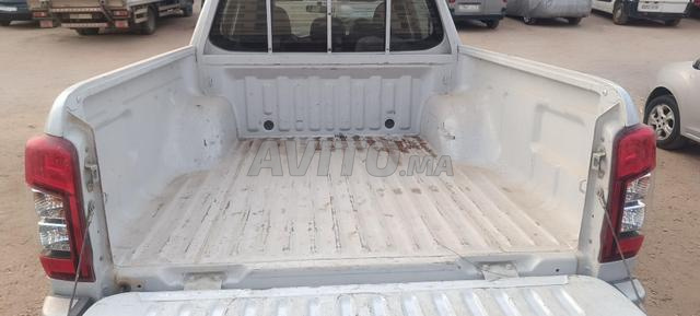 L 200 fin 22