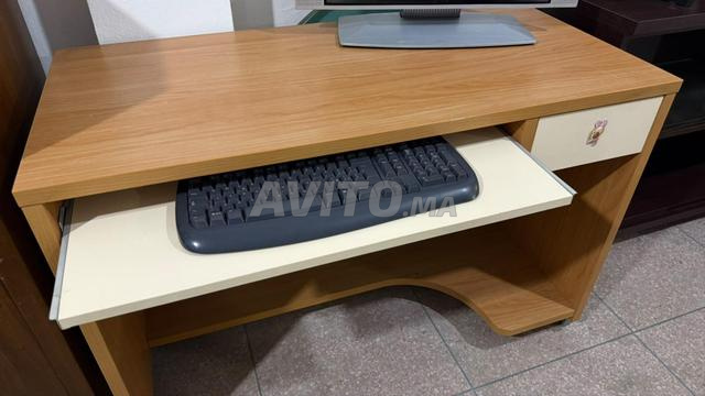 Bureau informatique d'origine italienne à Berrechid