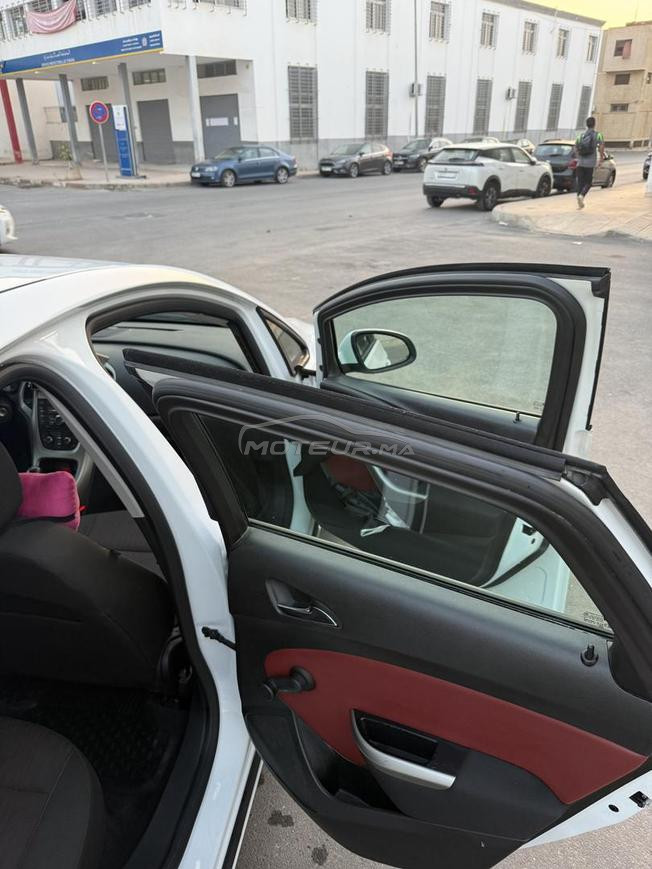 OPEL ASTRA 2011 2 eme main