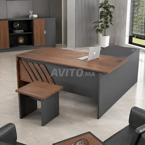 Bureau de direction avec caisson de rangement - 2