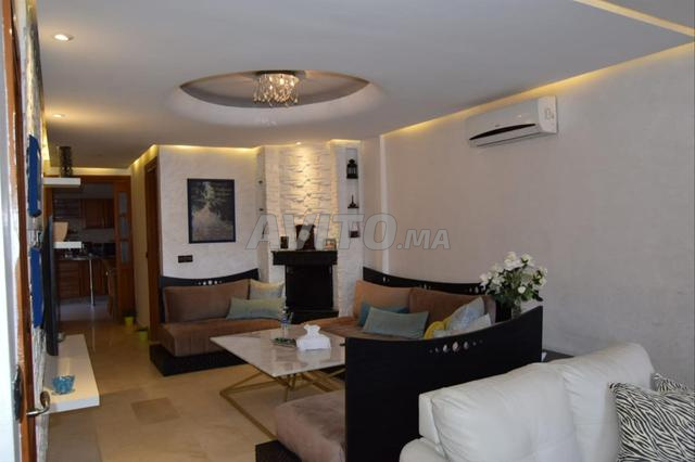 Appartement à vendre près de l'Adresse Marjane, quartier Yasmina, rue Allal El Fassi - 2