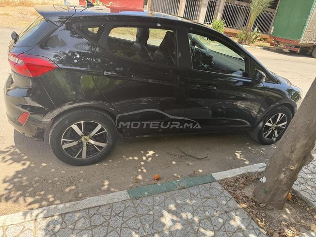 Ford fiesta Aout/2020 excellent état 