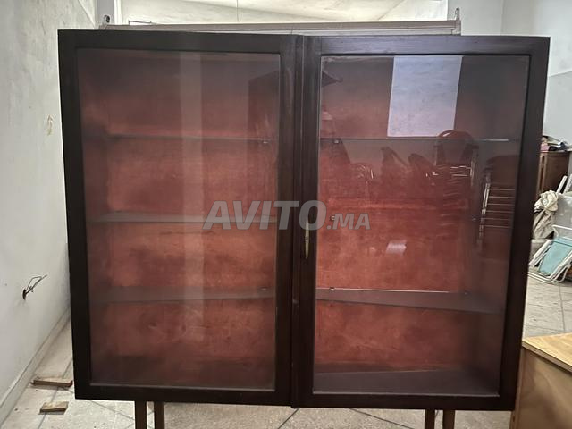 Vitrine en bois - 2