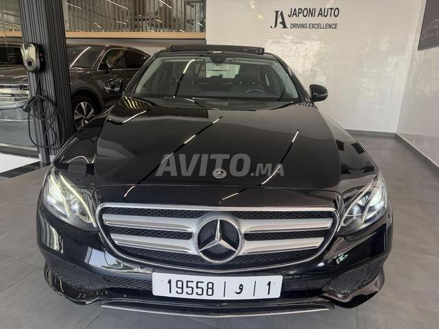 E220 Toit panoramique - 2