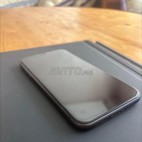 iPhone 11 128Go - 2