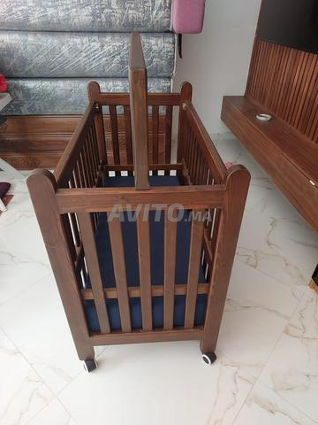 Lit pour bébé avec relax - 2
