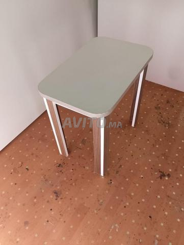 Superbe table basse / table d'appoint en bois - 2