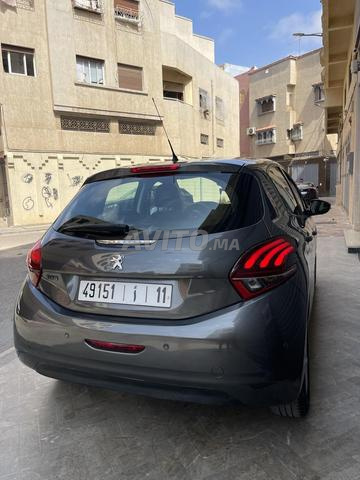 بيجو 208 - 2