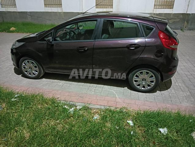 فورد فييستا ديزل أوتوماتيك 2011 في تطوان - 2