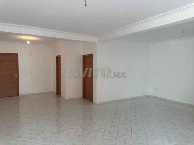 Spacieux appartement rénové de 146 m² Ville Haute - 2