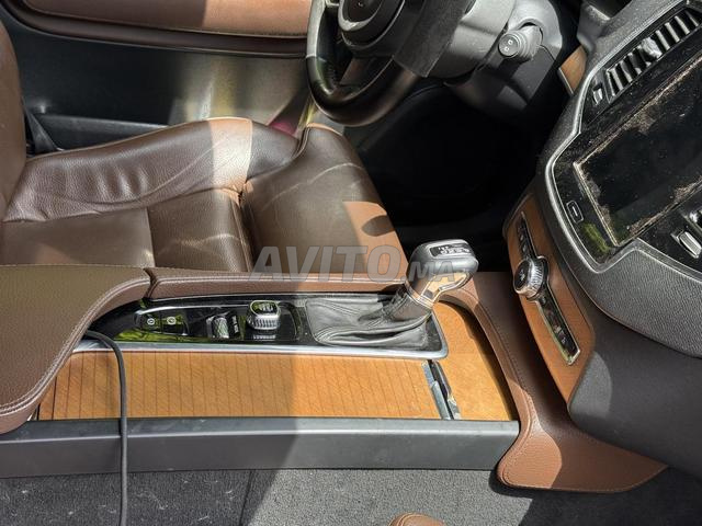 فولفو XC90 2022 — 143,000 كم — حالة لا تشوبها شائبة