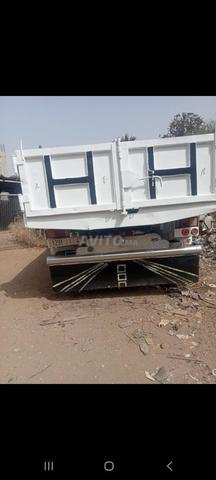 Je vends un camion Mitsubishi - 2