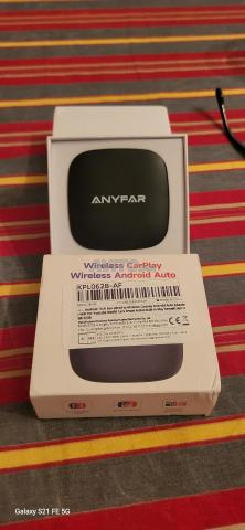 علبة Apple CarPlay و Android Auto لاسلكية ANYFAR – جديدة