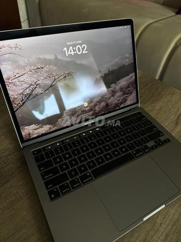 MacBook Pro 13” M2 (2022) acheté aux États Unis - 2