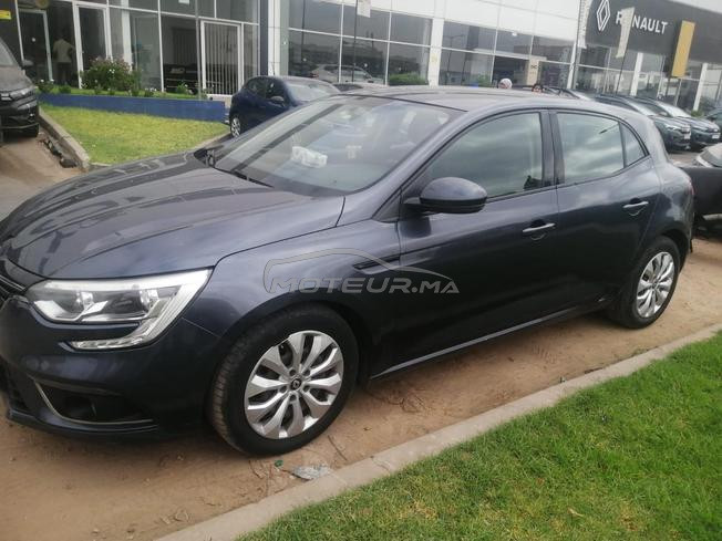 mélange 4 voiture très bonne 