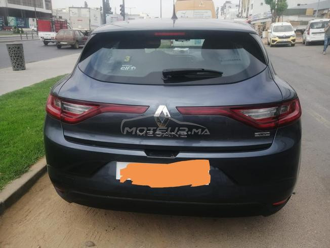 mélange 4 voiture très bonne 