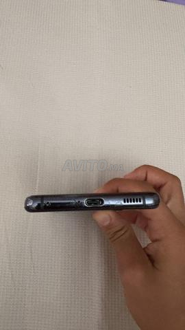 Samsung Galaxy S21 normal 128 Go - 2