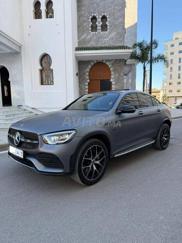 مرسيدس بنز جي إل سي 300 كوبيه حزمة AMG