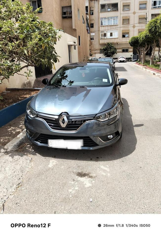 à vendre mégane 4 sedan 