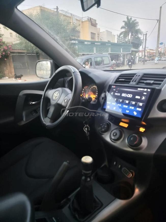 toyota rav-4 1er main fin 2010