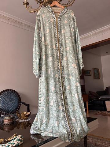Takchita vintage en soie légère – Khiyata beldi traditionnelle