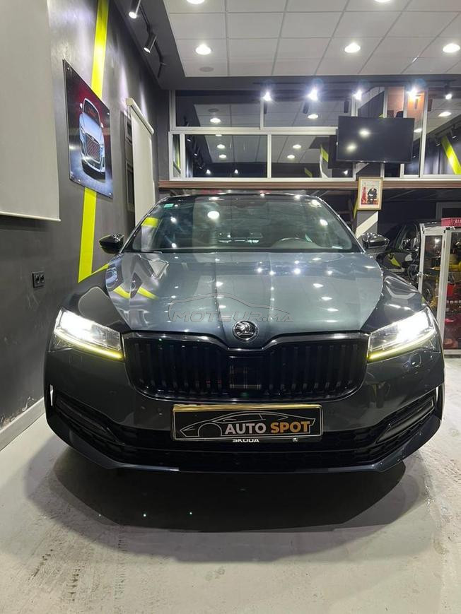 skoda superb spotline parfaite etat