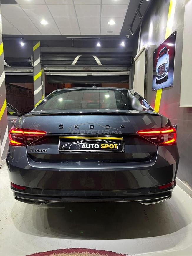 skoda superb spotline parfaite etat