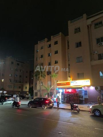شقة 300 درهم مكيفة بالقرب من مرجان طريق الدار البيضاء