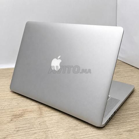 MacBook i7 pro Rétine double Ram 8 disque 256 SSD - 2