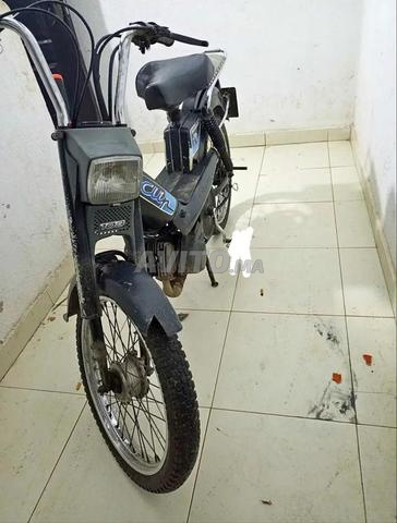 Peugeot 103 2015
