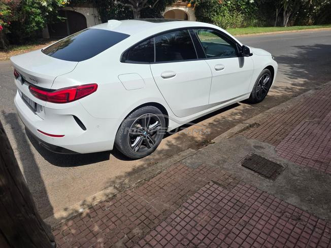 BMW 216d en excellent état 
