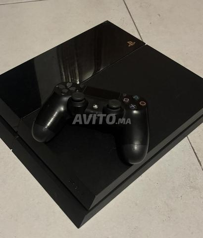 PS4 avec manette, très bon état - 2