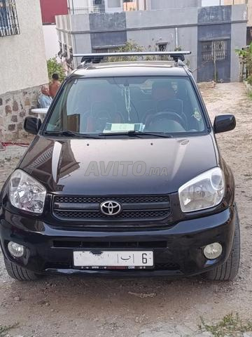 تويوتا راف فور بنزين أوتوماتيك 2005 في طنجة - 2
