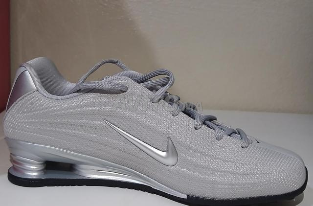 Baskets Nike originales neuves - 2