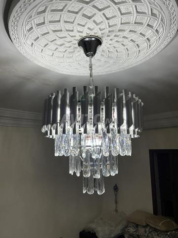 Lustre moderne à vendre - 2