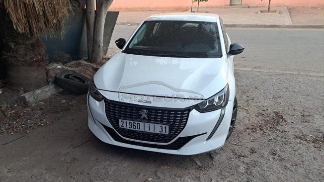 Peugeut 208